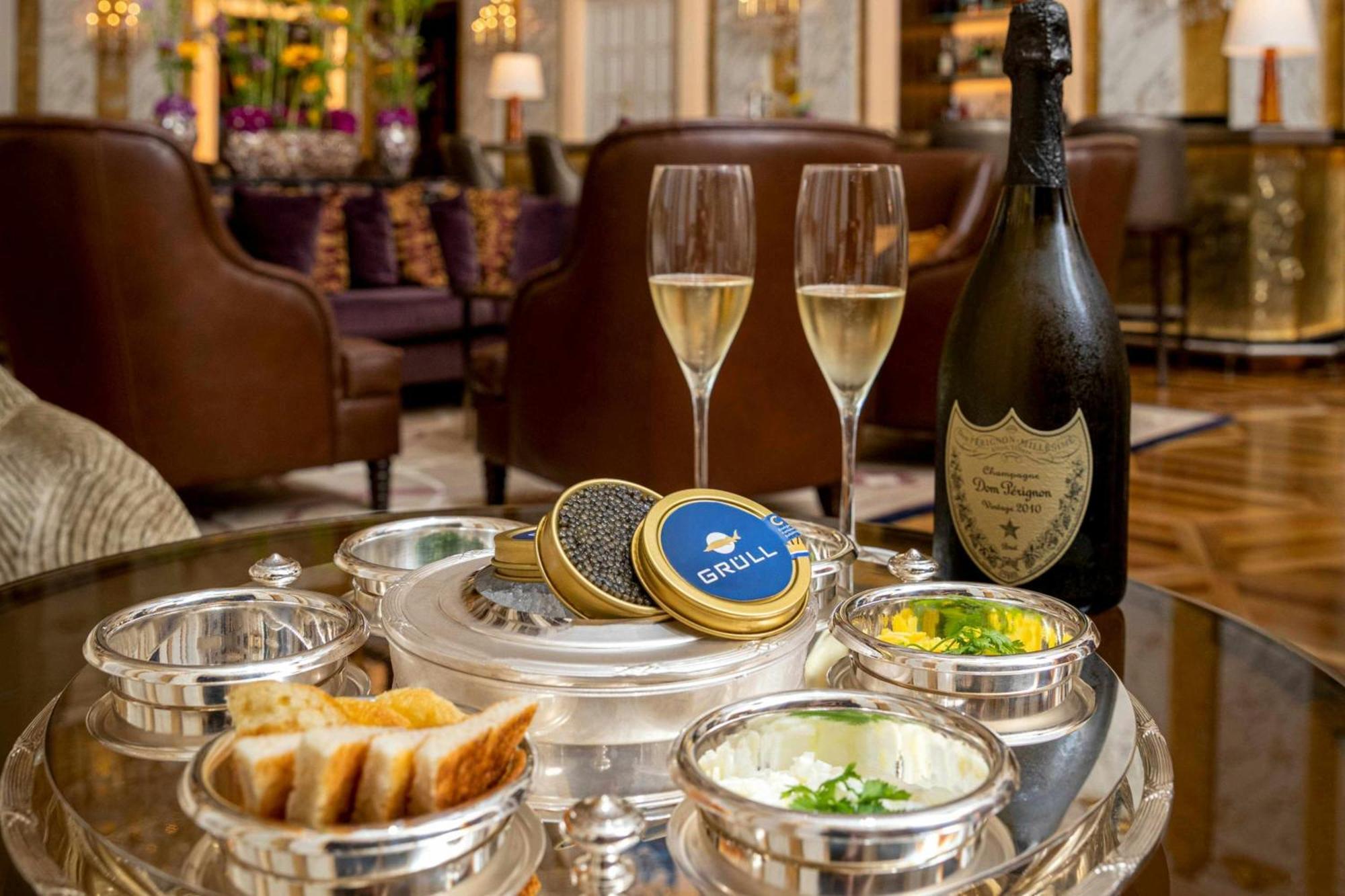Hotel Imperial, A Luxury Collection Hotel, Viena Exterior foto Caviar and champagne